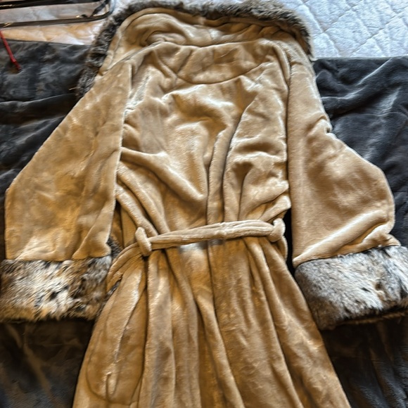 Women’s accessory - Picture 5 of 8